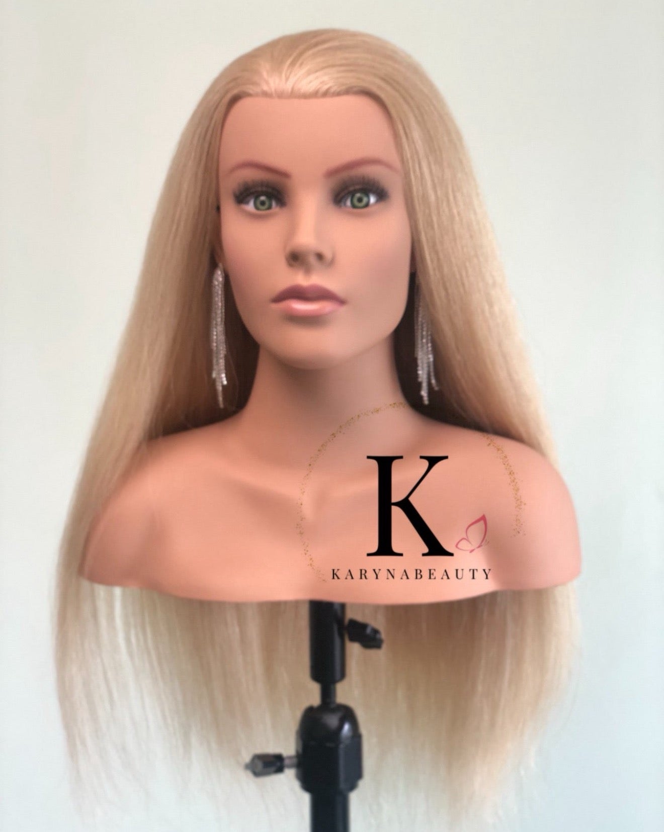 ℳ𝒶𝓃𝒾𝓆𝓊𝒾 𝓇𝓊𝒷𝒾𝒶